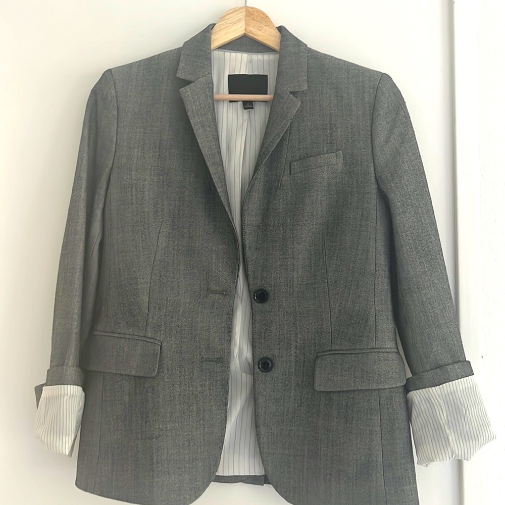 Gray blazer